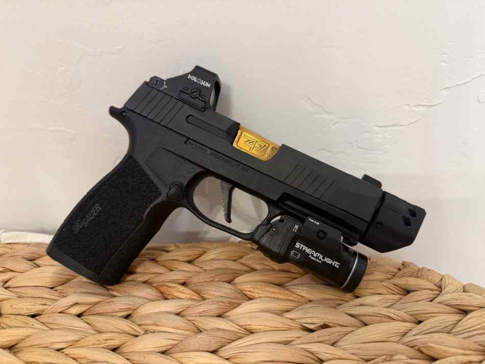 P365 X Macro with Comp and light - WTT