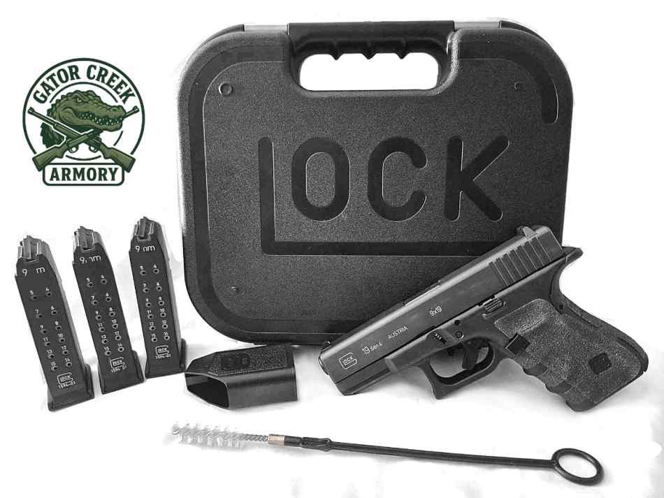 Glock 19 Gen 4  – 3 Mags + case $480