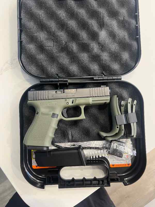 Battlefield Green Glock 19 gen 4