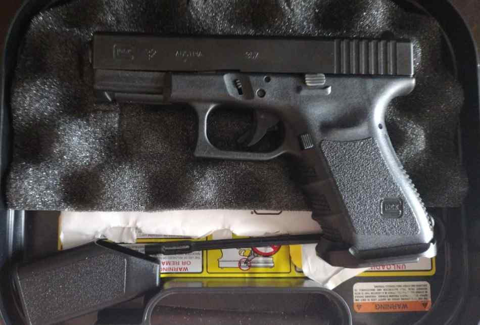**Glock 32 Gen 3 in 357 SIG** LIKE NEW